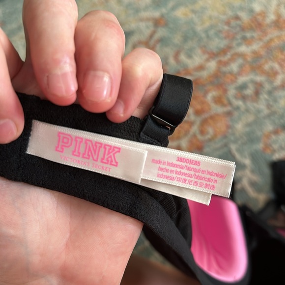 PINK bra - Picture 3 of 3